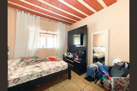 Casa à venda com 303m², 3 quartos e 1 vaga