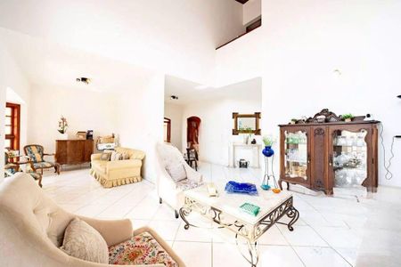 Casa à venda com 4 quartos, 360m² em Alphaville, Santana de Parnaíba