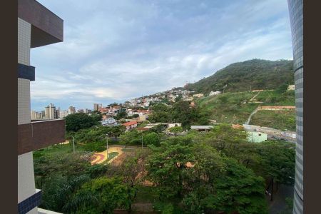 Apartamento à venda com 105m², 2 quartos e 2 vagas