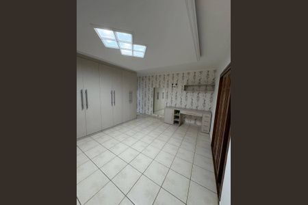 Casa à venda com 3 quartos, 182m² em Bela Vista, Osasco
