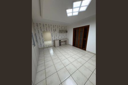 Casa à venda com 3 quartos, 182m² em Bela Vista, Osasco