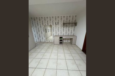 Casa à venda com 3 quartos, 182m² em Bela Vista, Osasco