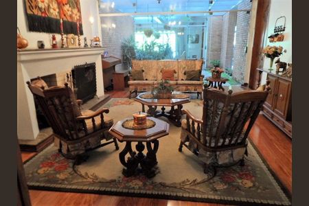 Casa à venda com 3 quartos, 700m² em Brooklin, São Paulo