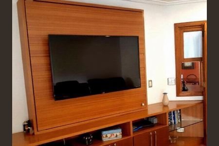 Casa à venda com 4 quartos, 447m² em Vila Paiva, São Paulo