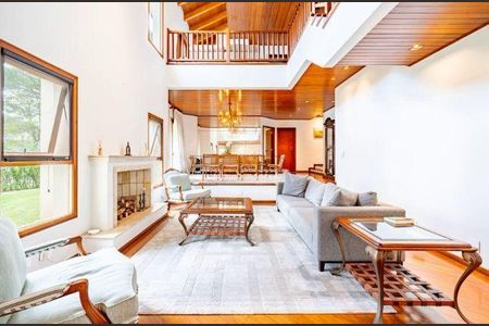 Casa à venda com 4 quartos, 400m² em Alphaville, Santana de Parnaíba