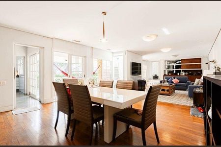 Casa à venda com 3 quartos, 338m² em Alphaville, Santana de Parnaíba