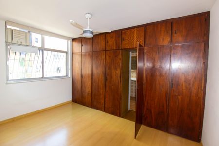 Apartamento para alugar com 109m², 3 quartos e 1 vaga
