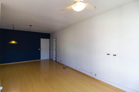 Apartamento para alugar com 109m², 3 quartos e 1 vaga