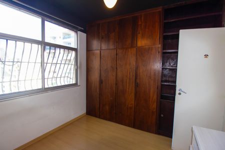 Apartamento para alugar com 109m², 3 quartos e 1 vaga