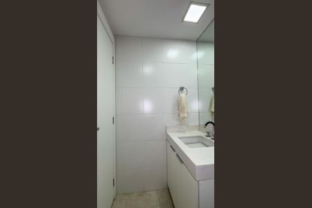 Apartamento à venda com 72m², 1 quarto e 1 vaga Apartamento à venda com 72m², 1 quarto e 1 vagaLavabo
