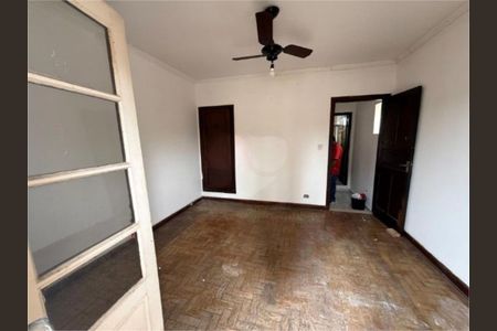 Casa à venda com 3 quartos, 110m² em Jardim Trussardi, São Paulo