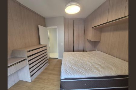 Apartamento para alugar com 113m², 3 quartos e sem vaga
