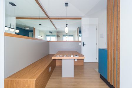 Apartamento para alugar com 65m², 2 quartos e 1 vaga Apartamento para alugar com 65m², 2 quartos e 1 vagaSala de Jantar