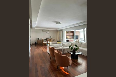 Apartamento para alugar com 3 quartos, 168m² em Água Branca, São Paulo