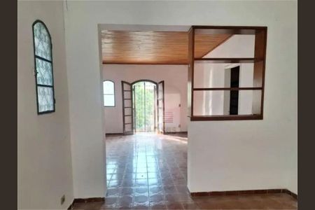 Casa à venda com 5 quartos, 260m² em Vila Indiana, São Paulo