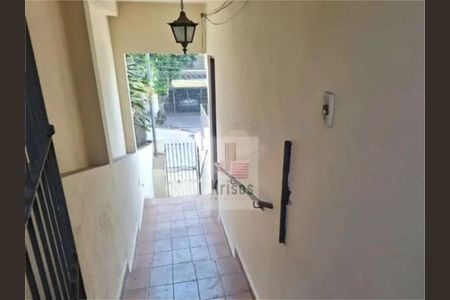 Casa à venda com 5 quartos, 260m² em Vila Indiana, São Paulo