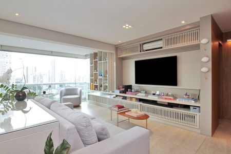 Apartamento à venda com 2 quartos, 120m² em Vila Romana, São Paulo