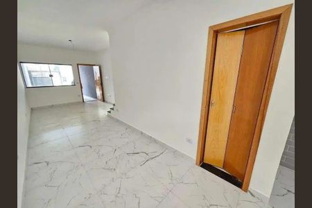 Casa à venda com 3 quartos, 130m² em Jardim Vila Formosa, São Paulo