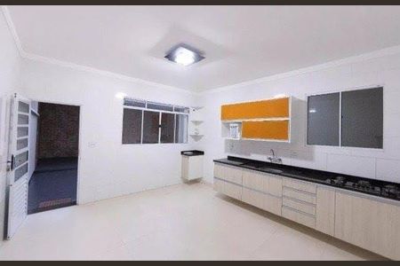 Casa à venda com 3 quartos, 180m² em Vila Prudente, São Paulo