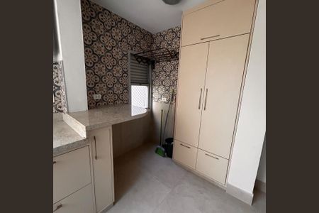 Foto 04 de apartamento para alugar com 3 quartos, 97m² em Alto de Pinheiros, São Paulo