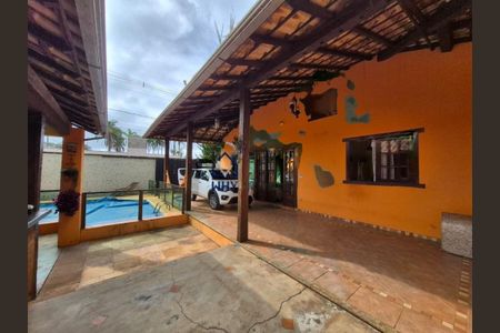 Casa à venda com 140m², 3 quartos e 3 vagas