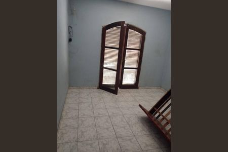Casa à venda com 2 quartos, 180m² em Jardim Las Vegas, Santo André