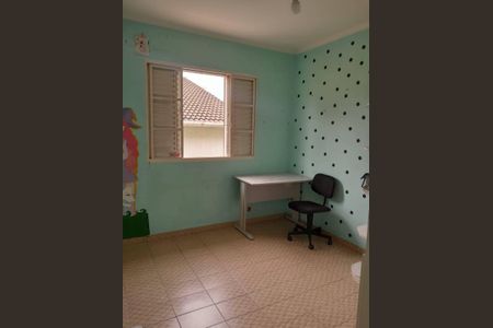 Casa à venda com 3 quartos, 144m² em Utinga, Santo André