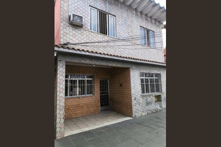 Casa para alugar com 75m², 2 quartos e 1 vaga