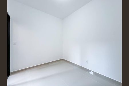 Apartamento à venda com 2 quartos, 40m² em São Lucas, São Paulo