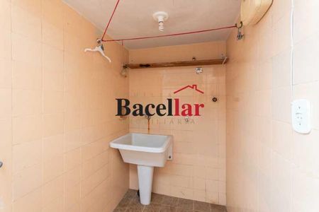 Casa à venda com 110m², 2 quartos e 1 vaga