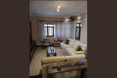 Casa à venda com 3 quartos, 200m² em Butantã, São Paulo