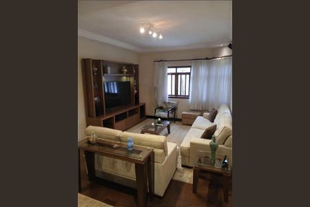 Casa à venda com 200m², 3 quartos e 4 vagas