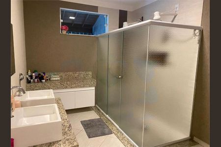 Casa à venda com 3 quartos, 210m² em Parque Sao Luiz, Jundiaí