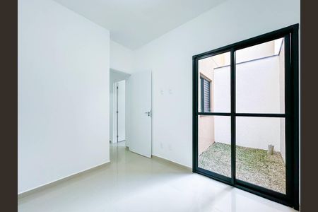 Apartamento à venda com 2 quartos, 40m² em São Lucas, São Paulo