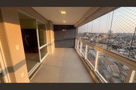 Apartamento à venda com 147m², 4 quartos e 3 vagas