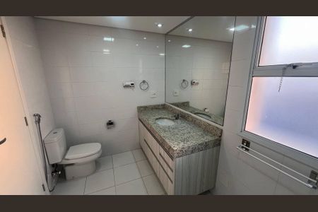 Apartamento à venda com 147m², 4 quartos e 3 vagas