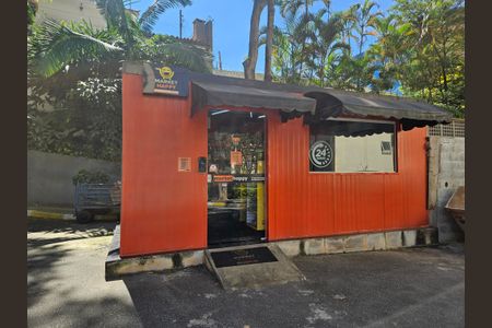 Apartamento à venda com 54m², 1 quarto e 1 vaga Apartamento à venda com 54m², 1 quarto e 1 vagaMercado