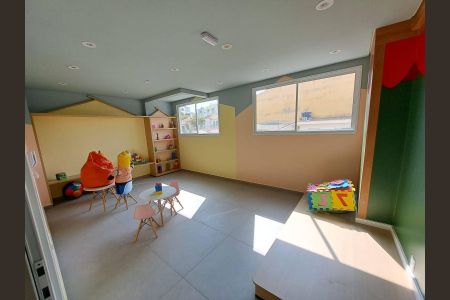 Apartamento à venda com 2 quartos, 46m² em Campestre, Santo André