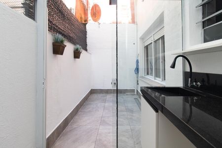 Apartamento para alugar com 64m², 2 quartos e sem vaga Apartamento para alugar com 64m², 2 quartos e sem vagaÁrea de Serviço