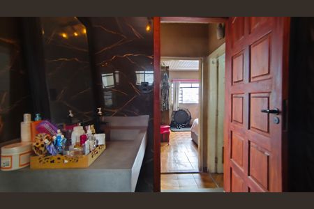 Casa para alugar com 175m², 2 quartos e 1 vaga Casa para alugar com 175m², 2 quartos e 1 vagaBanheiro