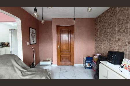 Sala de casa para alugar com 2 quartos, 175m² em Jardim Botucatu, São Paulo