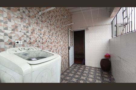 Casa para alugar com 175m², 2 quartos e 1 vaga Casa para alugar com 175m², 2 quartos e 1 vagaÁrea de Serviço