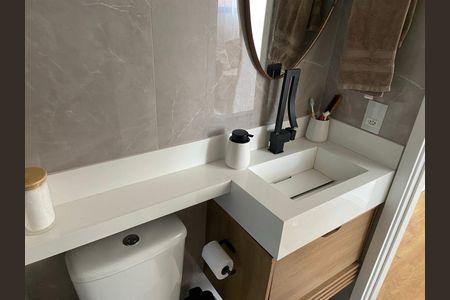Apartamento para alugar com 42m², 2 quartos e sem vaga Apartamento para alugar com 42m², 2 quartos e sem vagaBanheiro