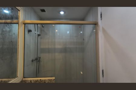 Apartamento para alugar com 120m², 3 quartos e 2 vagas Apartamento para alugar com 120m², 3 quartos e 2 vagasBanheiro Social