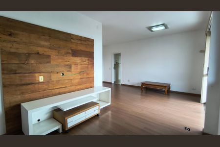 Sala de apartamento para alugar com 3 quartos, 120m² em Barra da Tijuca, Rio de Janeiro
