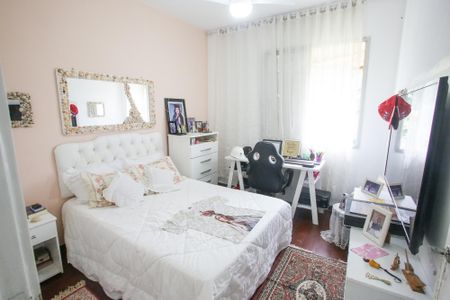 Apartamento à venda com 80m², 3 quartos e 1 vagaQuarto 2