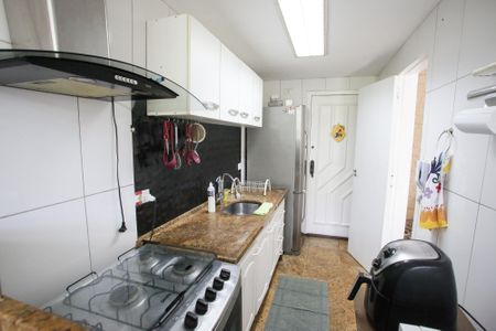 Apartamento à venda com 80m², 3 quartos e 1 vagaCozinha