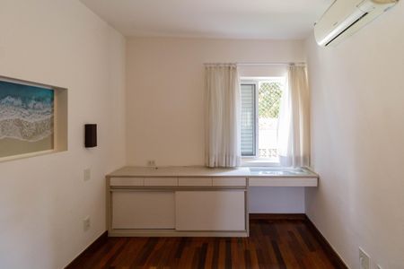 Apartamento à venda com 118m², 2 quartos e 1 vagaSuíte