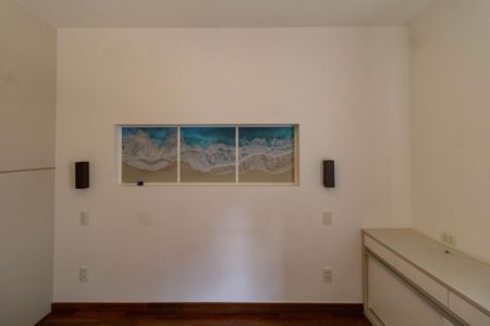 Apartamento à venda com 118m², 2 quartos e 1 vagaSuíte