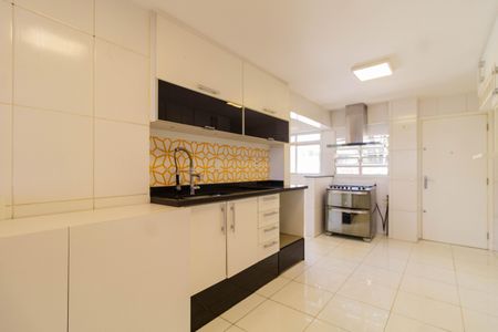 Apartamento à venda com 118m², 2 quartos e 1 vagaCozinha